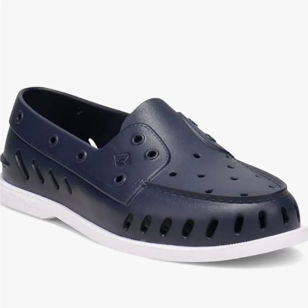 BRAND NEW SPERRY FLOAT BOAT SHOE